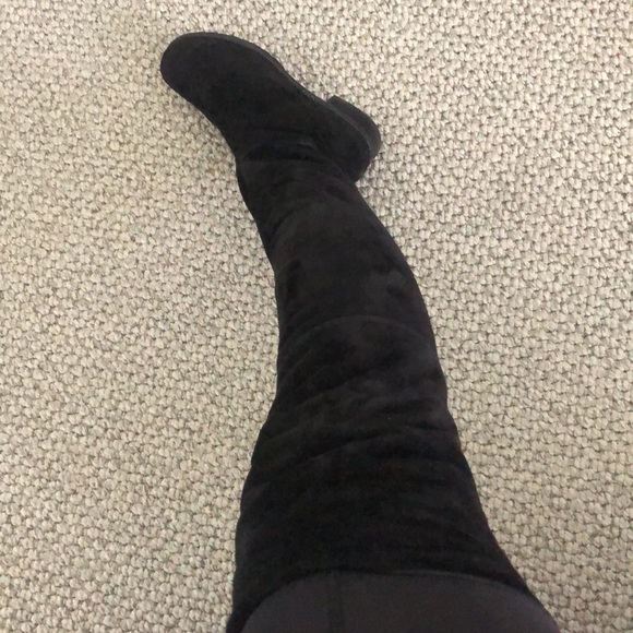 Stuart Weitzman Hilo Boots - Picture 7 of 9